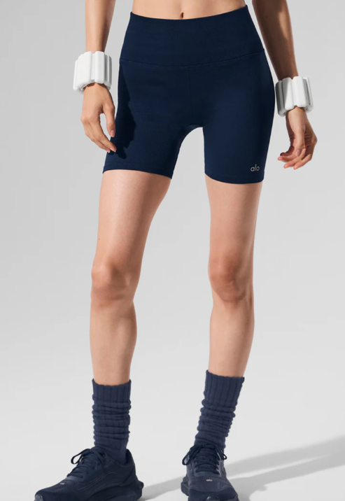 5" Seamless Ribbed Favorite Short